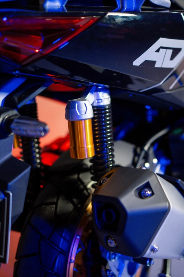 Kove adx 180 trình làng gạt giò honda adv160 với giá bán chưa đến 70 triệu đồng - 5