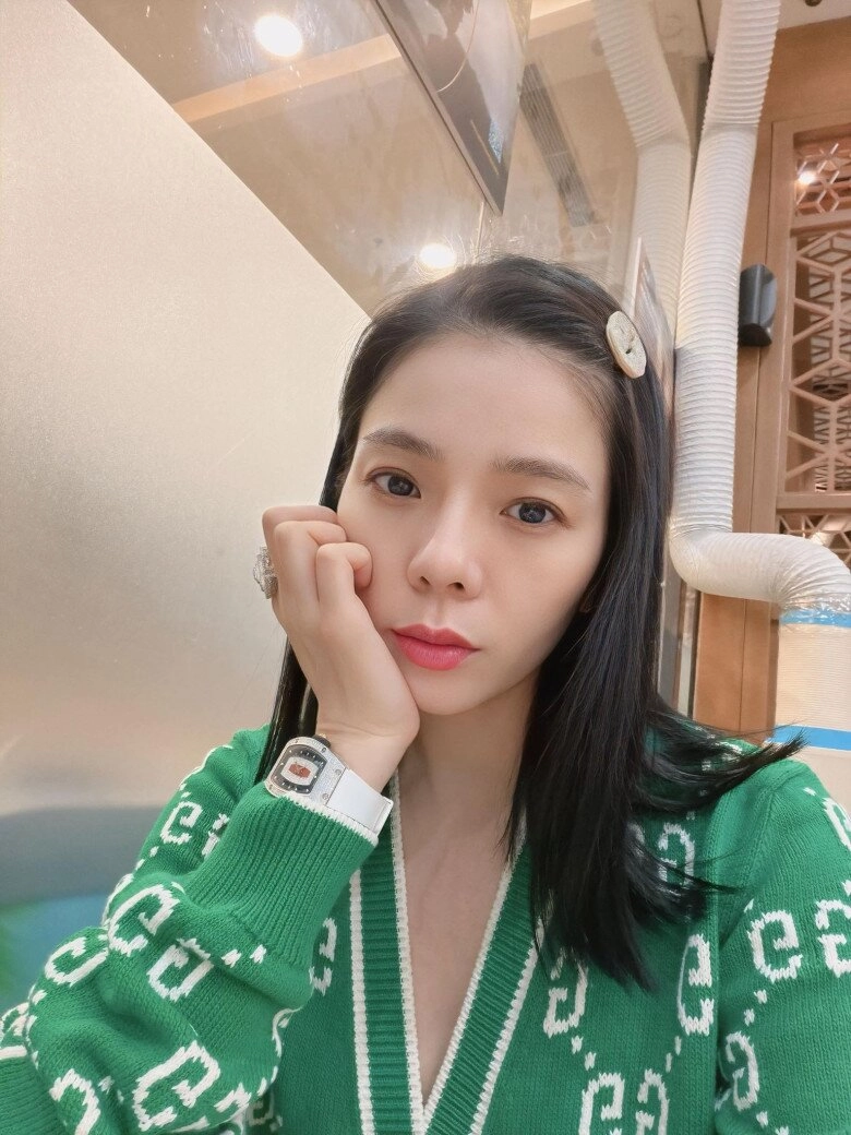 Lệ quyên u45 da vẫn căng bóng chăm đắp mặt nạ hằng ngày có bí quyết còn hơn ngàn vạn cách thẩm mỹ trên đời - 4