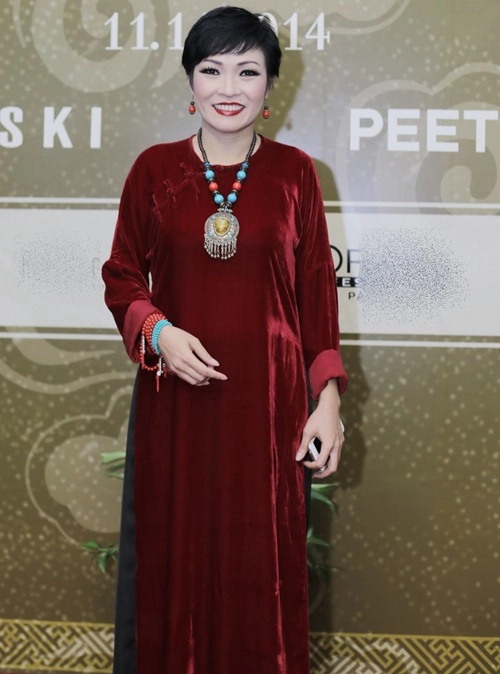 Lý nhã kỳ mũm mĩm trong trang phục lạ mắt - 14