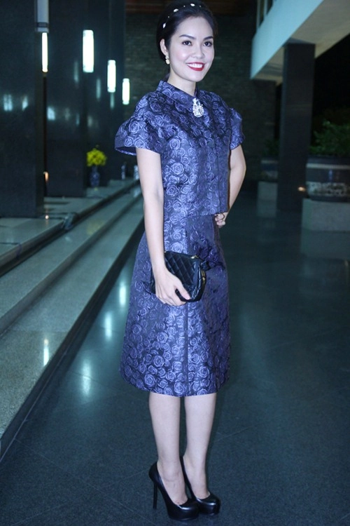 Lý nhã kỳ mũm mĩm trong trang phục lạ mắt - 15