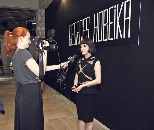 Lý nhã kỳ xuất hiện tự tin trên fashion tv - 3