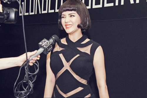 Lý nhã kỳ xuất hiện tự tin trên fashion tv - 5