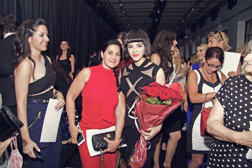 Lý nhã kỳ xuất hiện tự tin trên fashion tv - 6