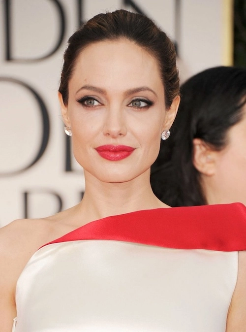 Mặt vuông chữ điền gò mái cao mới là chuẩn minh tinh thế giới nhé các chị em - 4