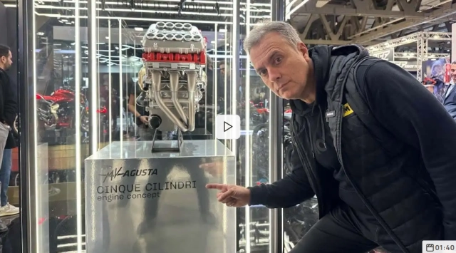 Mv agusta đã chế tạo động cơ xe máy 5 xy-lanh có hình thang - 1