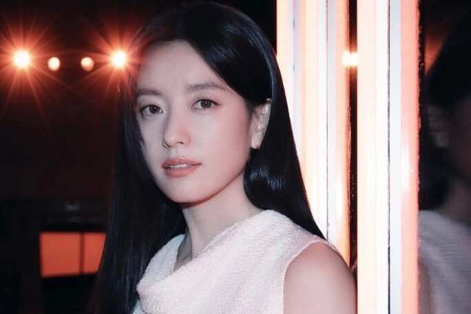 mỹ nhân không tuổi sắp kết hôn với đại gia phương pháp rửa mặt lạ lùng mê ăn hai món rẻ bèo để giữ dáng - 2