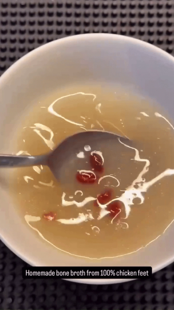 Mỹ nhân vbiz visual bất chấp camera thường cơ bụng số 11 đẹp mướt mắt ăn món đầy ắp collagen uống 1 ly sinh tố chống nhăn - 4