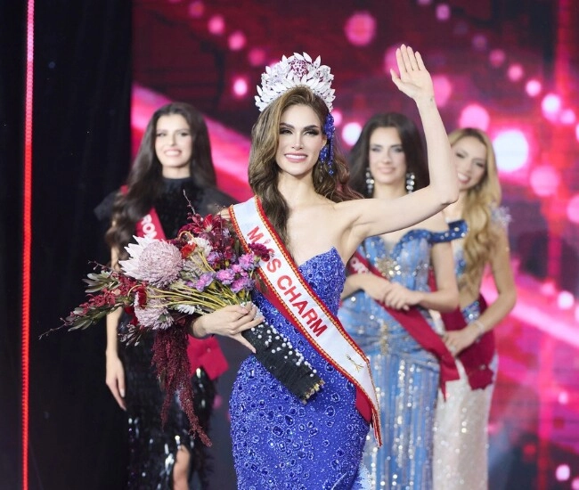 Mỹ nhân vượt mặt mai ngô đăng quang miss charm 2025 cao 1m82 camera thường khiến nhiều người ngỡ ngàng - 1