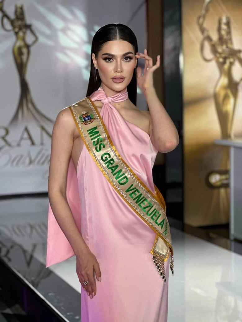 Mỹ nhân vượt mặt mai ngô đăng quang miss charm 2025 cao 1m82 camera thường khiến nhiều người ngỡ ngàng - 3