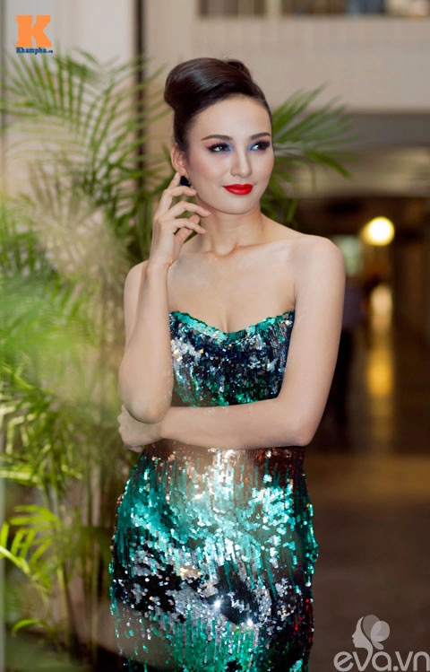 Ngọc diễm lộng lẫy trong đêm chung kết hoa hậu dân tộc - 1