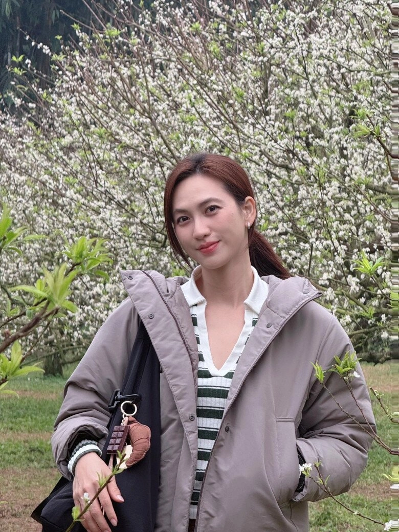 ngọc nữ trăm tỷ vbiz có mặt mộc cực phẩm da căng bóng phát mê nhờ chăm uống vàng lỏng của người nghèo - 4