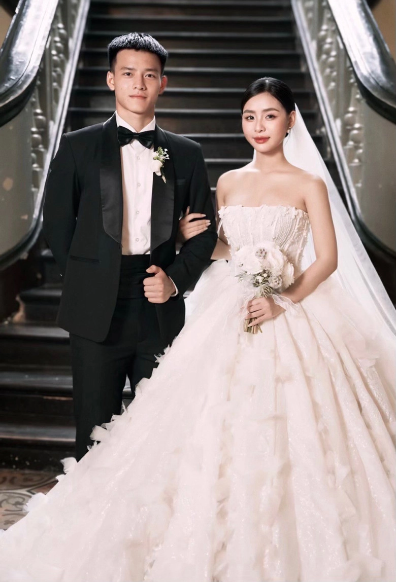 Nhan sắc cô gái khiến cầu thủ thanh nhàn vội chốt đơn khi 20 tuổi xinh như hotgirl nên chồng mê từ lúc chưa đôi mươi - 3