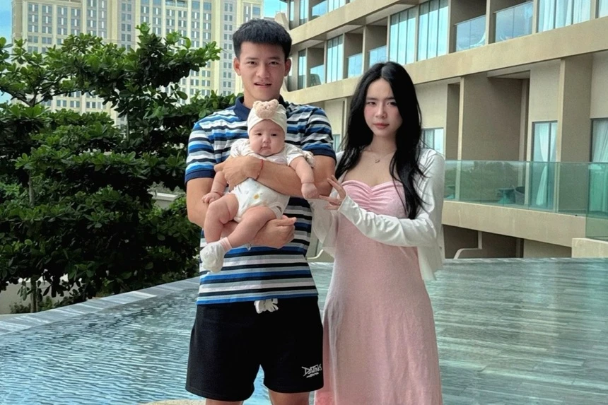 Nhan sắc cô gái khiến cầu thủ thanh nhàn vội chốt đơn khi 20 tuổi xinh như hotgirl nên chồng mê từ lúc chưa đôi mươi - 21