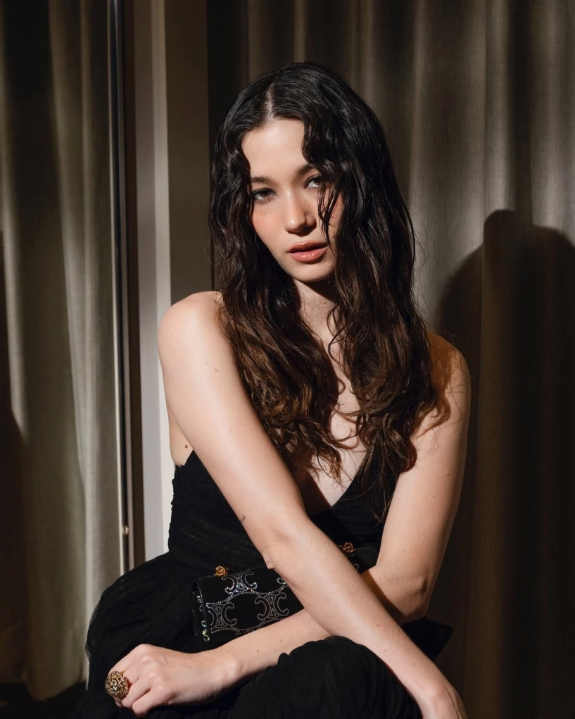 Nhan sắc nữ ca sĩ hát nhép 100 ở khai mạc sea games 33 - 4