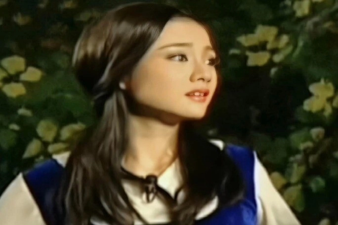 nữ hoàng ảnh lịch 10 tuổi du học liên xô lớn lên đẹp như công chúa với đôi mắt ngây thơ nhất nước u60 vẫn đẹp - 2