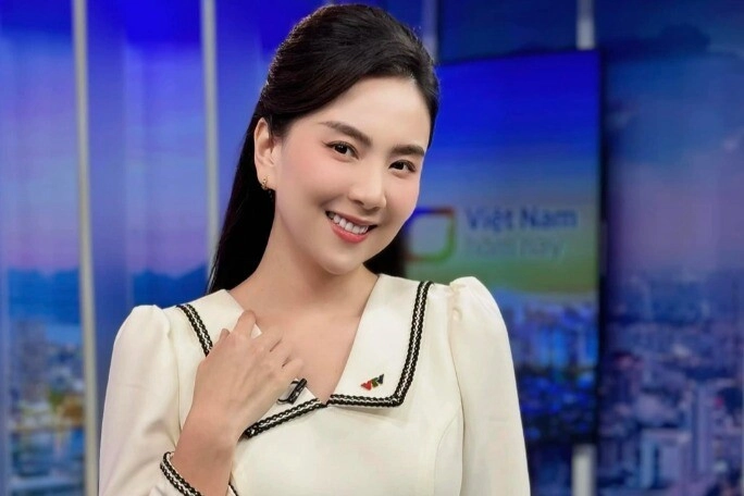 Nữ sinh ngoại giao là hoa khôi vtv quen ông chú giản dị sau mới biết là triệu phú nghỉ việc về làm mẹ vẫn xinh như hoa - 3