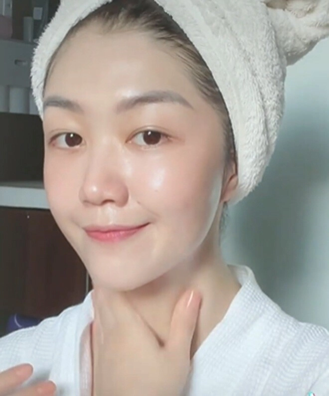 Nữ tiếp viên trưởng đẹp nhất nhì ngành hàng không có gia thế đặc biệt u40 giữ da trong như ngọc body không góc chết - 7