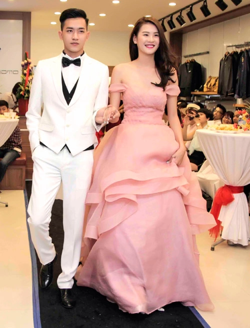 Phan hà phương làm cô dâu xinh đẹp bên võ cảnh - 10