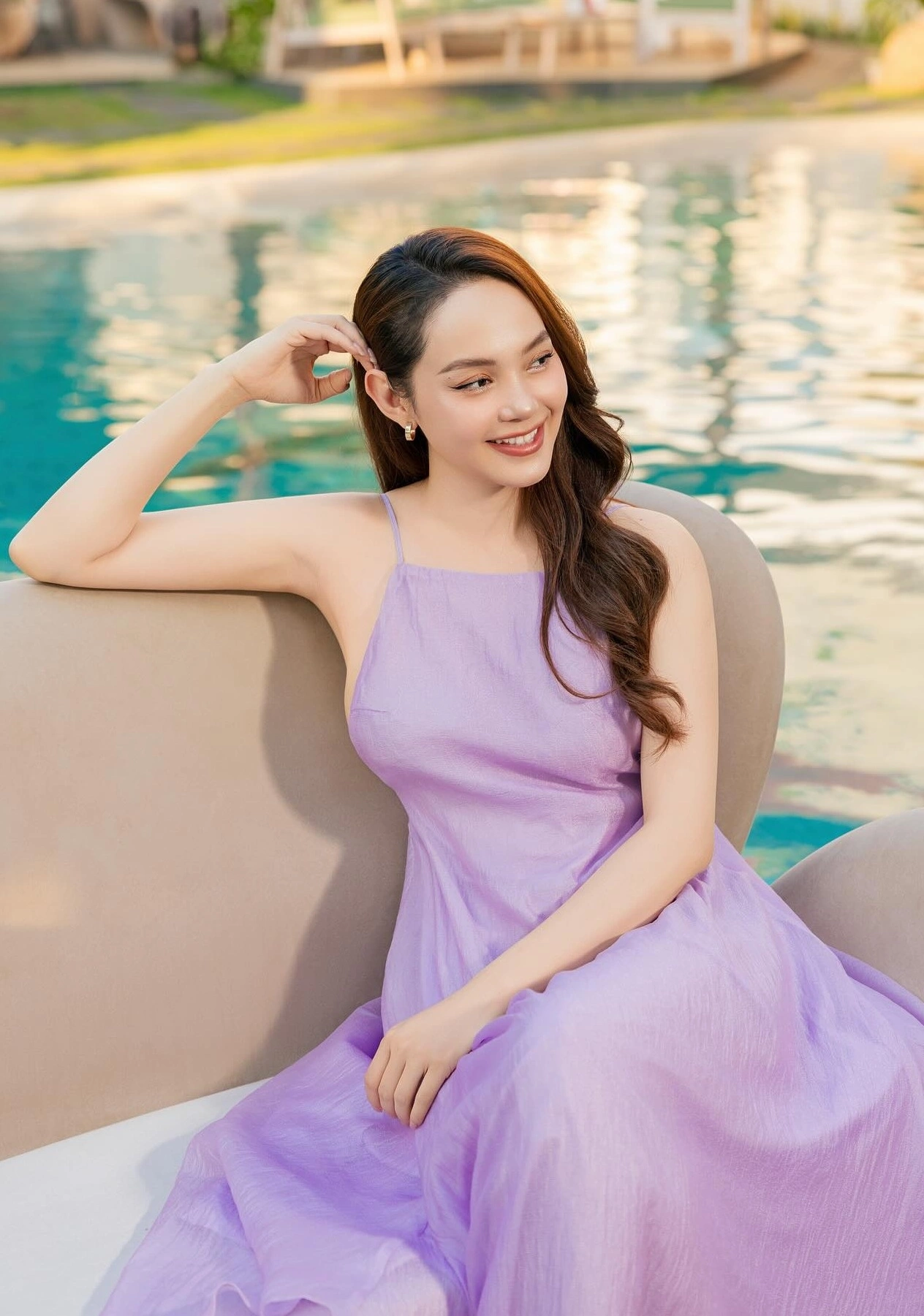 Phú bà vbiz mua đất 20000m2 để nuôi gà nhưng mỗi bữa ăn 1 thìa cơm uống nước rẻ bèo để no lâu giữ dáng đẹp - 6