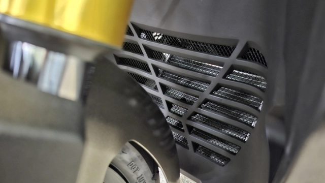 Soi chi tiết kymco xciting x350 trang bị cỡ này có đủ để thách thức honda adv350 - 9