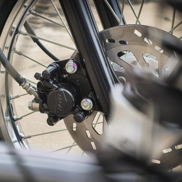 Suzuki bổ sung thêm bản bánh căm cho smash fi 115 plus 2026 với giá bán gần 34 triệu đồng - 7