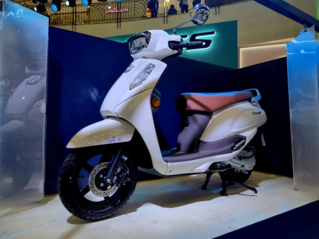 Suzuki ra mắt đối trọng của honda lead trang bị màn hình màu tft với giá bán chỉ từ 33 triệu đồng - 9