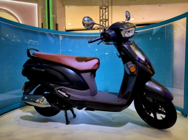 Suzuki ra mắt đối trọng của honda lead trang bị màn hình màu tft với giá bán chỉ từ 33 triệu đồng - 10