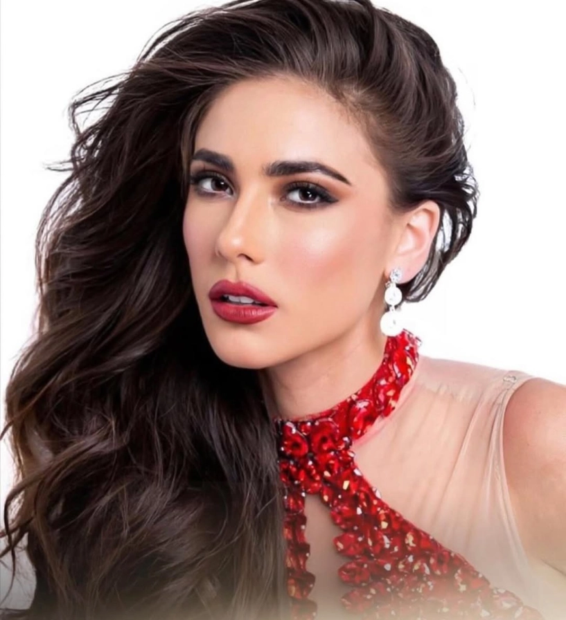 Thí sinh đầu tiên của hoa hậu hòa bình 2026 - 10