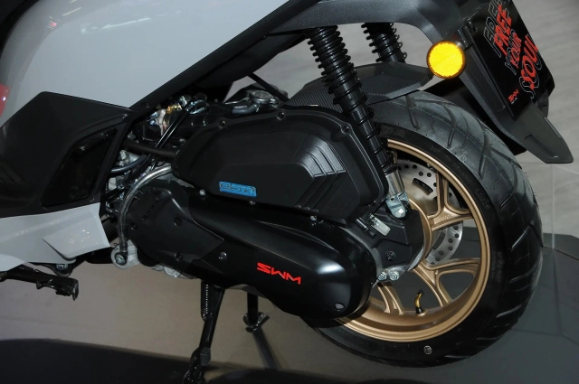 Thương hiệu xe máy ý vừa gây bất ngờ với 2 mẫu xe tay ga giá rẻ tại eicma 2025 - 8