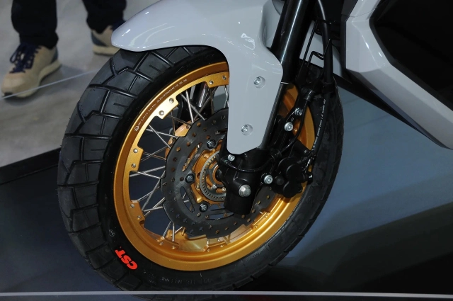 Thương hiệu xe máy ý vừa gây bất ngờ với 2 mẫu xe tay ga giá rẻ tại eicma 2025 - 19