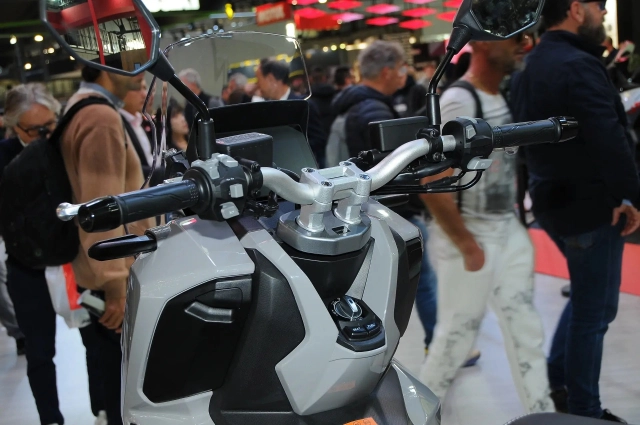 Thương hiệu xe máy ý vừa gây bất ngờ với 2 mẫu xe tay ga giá rẻ tại eicma 2025 - 21