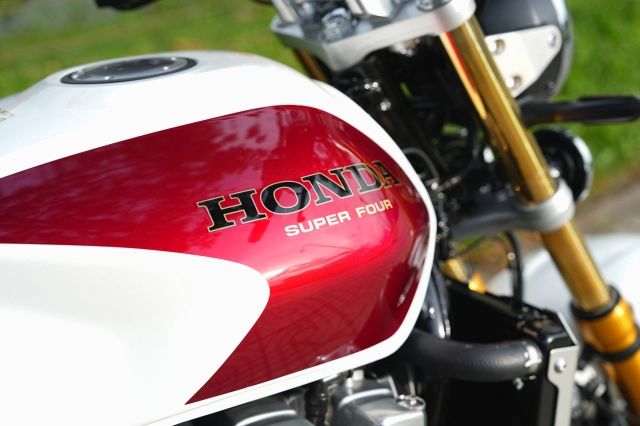 Toàn bộ honda cb1300sf sp final edition vừa về việt nam đã nhanh chóng có chủ sở hữu - 1