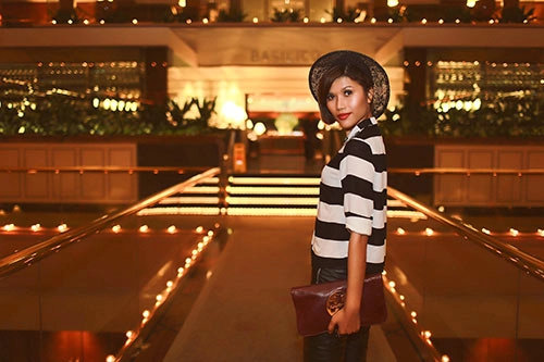 Trang lạ phối đồ ấn tượng xem show tại singapore - 14