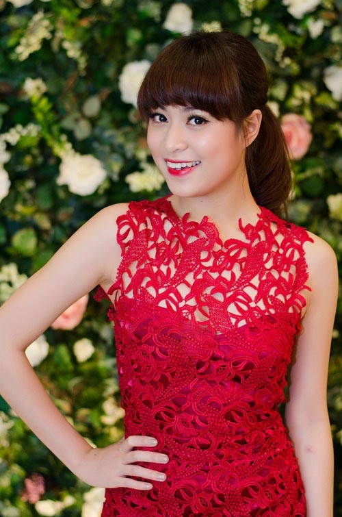 Trang nhung trang trần lộ eo nghiệp dư - 8