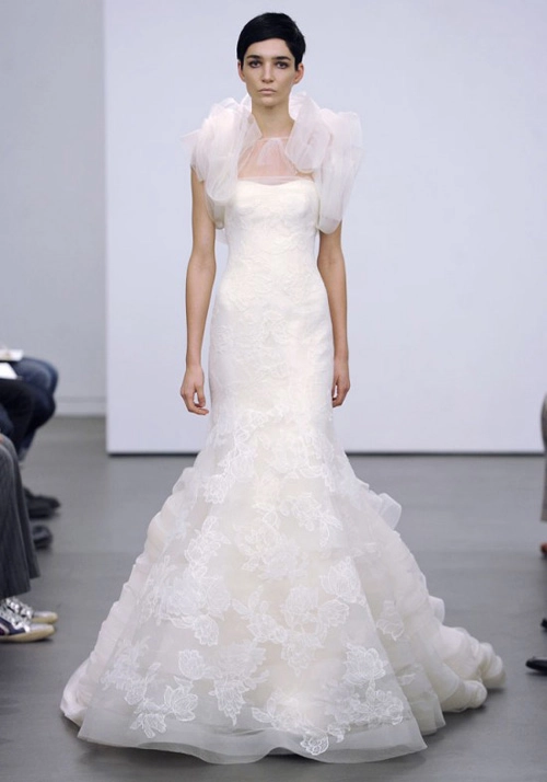 Váy cưới vera wang 2013 kỳ diệu đường xếp nếp - 2