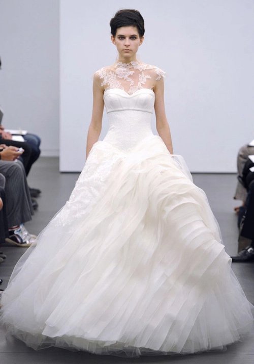 Váy cưới vera wang 2013 kỳ diệu đường xếp nếp - 13