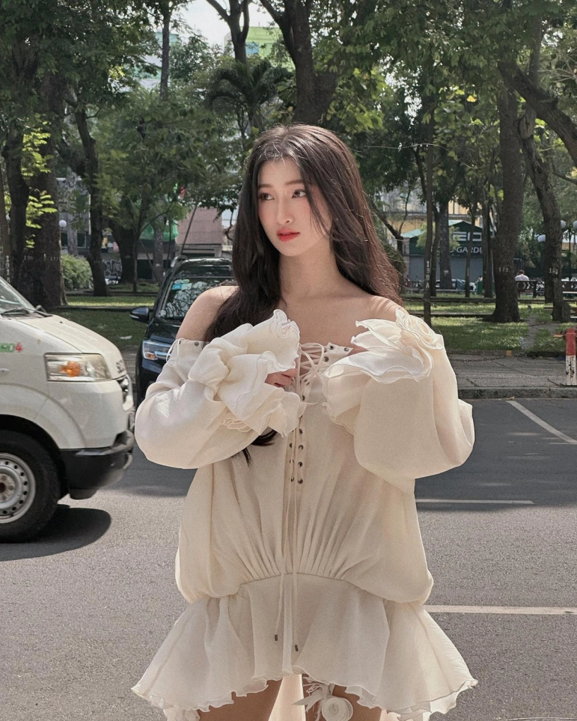 Visual tiên tử của á hậu phương nhi trước khi lấy chồng thiếu gia - 9