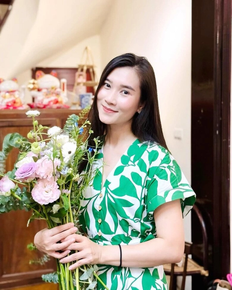 Vtv có một btv không dùng tên thật tuổi 40 vẫn xinh đẹp nền nã chuẩn nàng thơ - 4