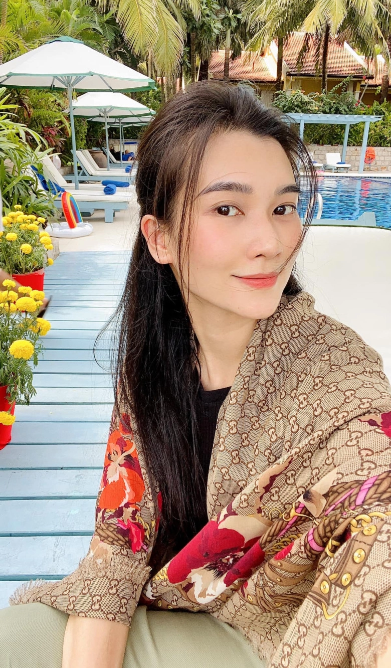 Vtv có một btv không dùng tên thật tuổi 40 vẫn xinh đẹp nền nã chuẩn nàng thơ - 13