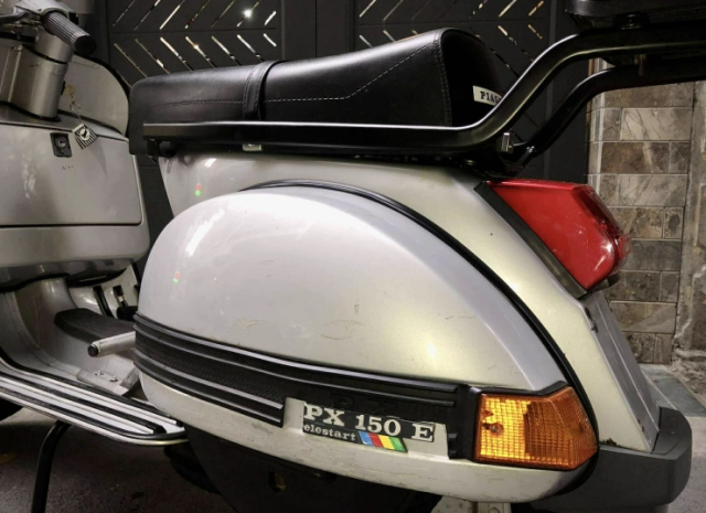 Xế cổ 30 năm tuổi vespa px150e 1995 có giá bán cao gấp đôi honda sh tại việt nam - 7