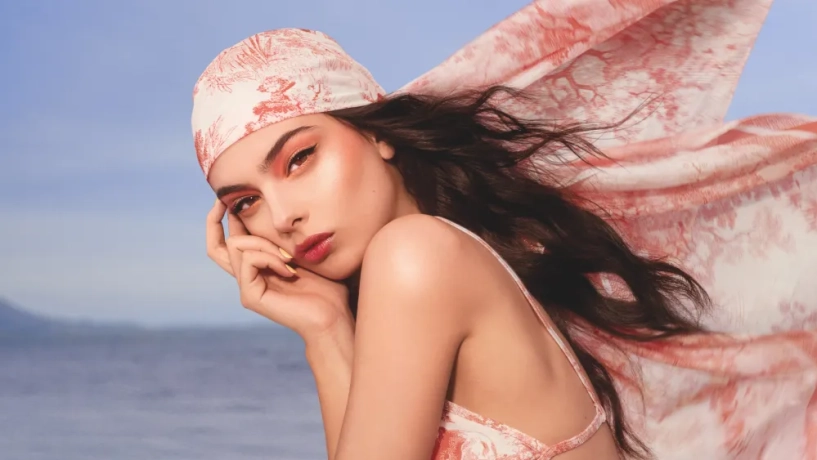 10 cô gái xinh đẹp nhất thế giới 2025 - 11