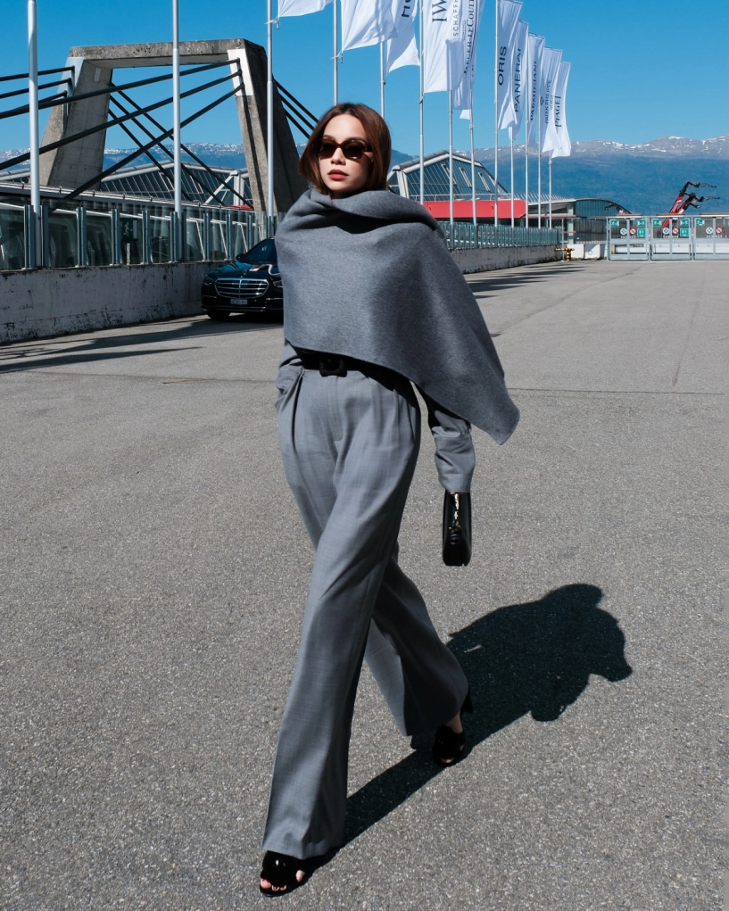 10 kiểu áo khoác mùa lạnh giúp hồ ngọc hà được khen sang chảnh - 5