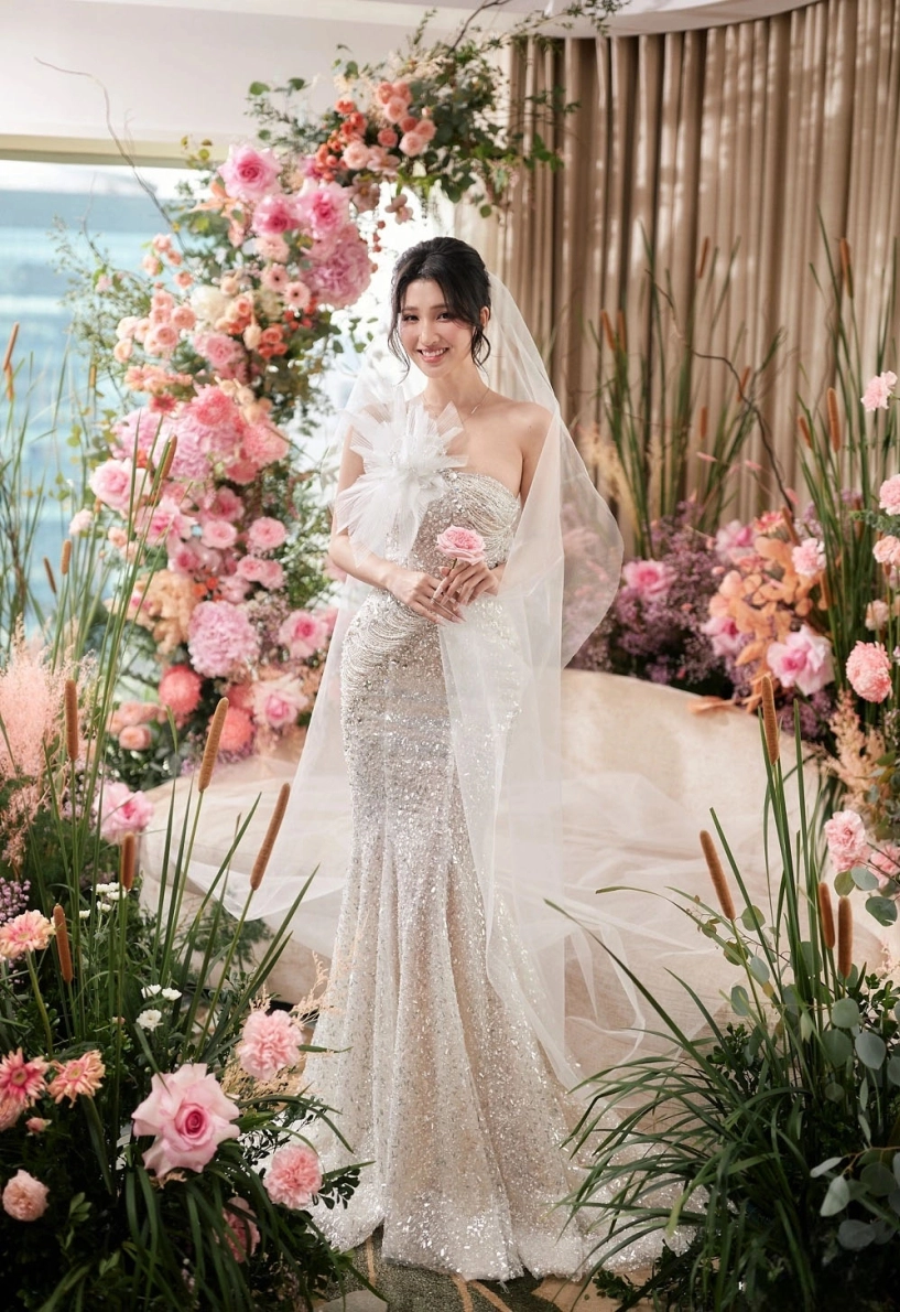 4 năm ở showbiz của phương nhi trước khi cưới chồng - 8