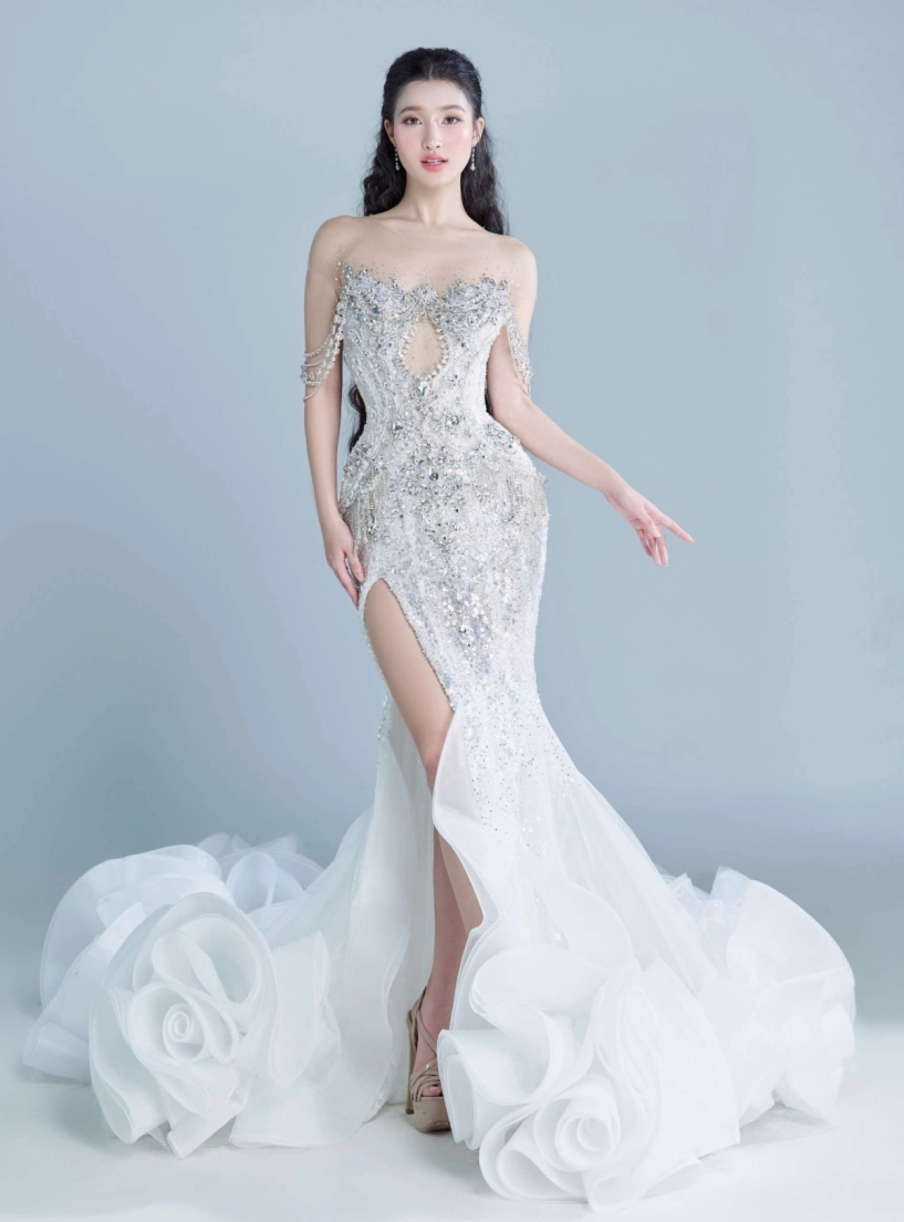 4 năm ở showbiz của phương nhi trước khi cưới chồng - 16