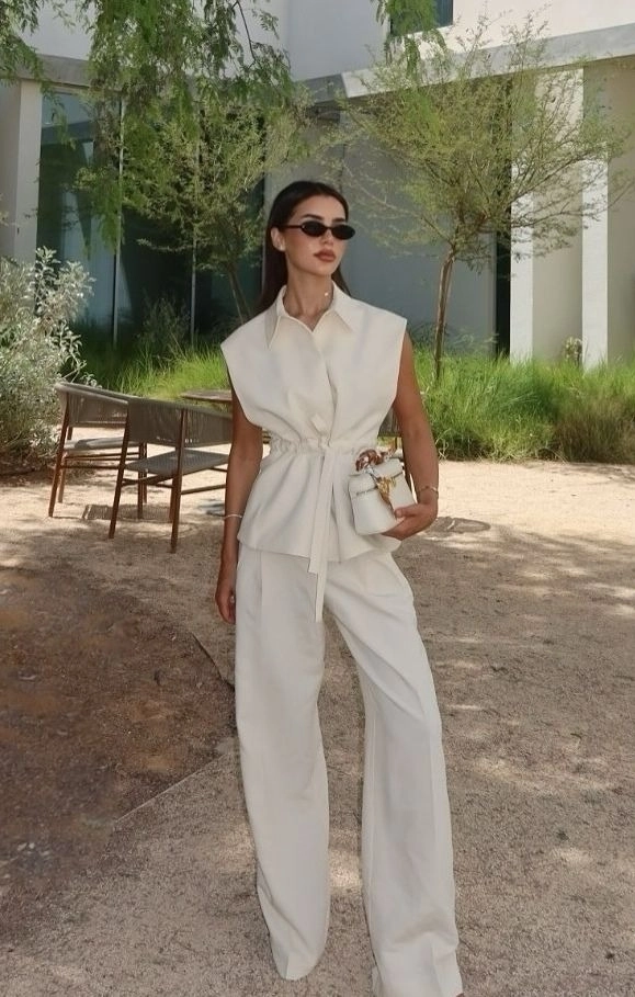 7 mốt thời trang công sở hot nửa đầu 2026 - 4