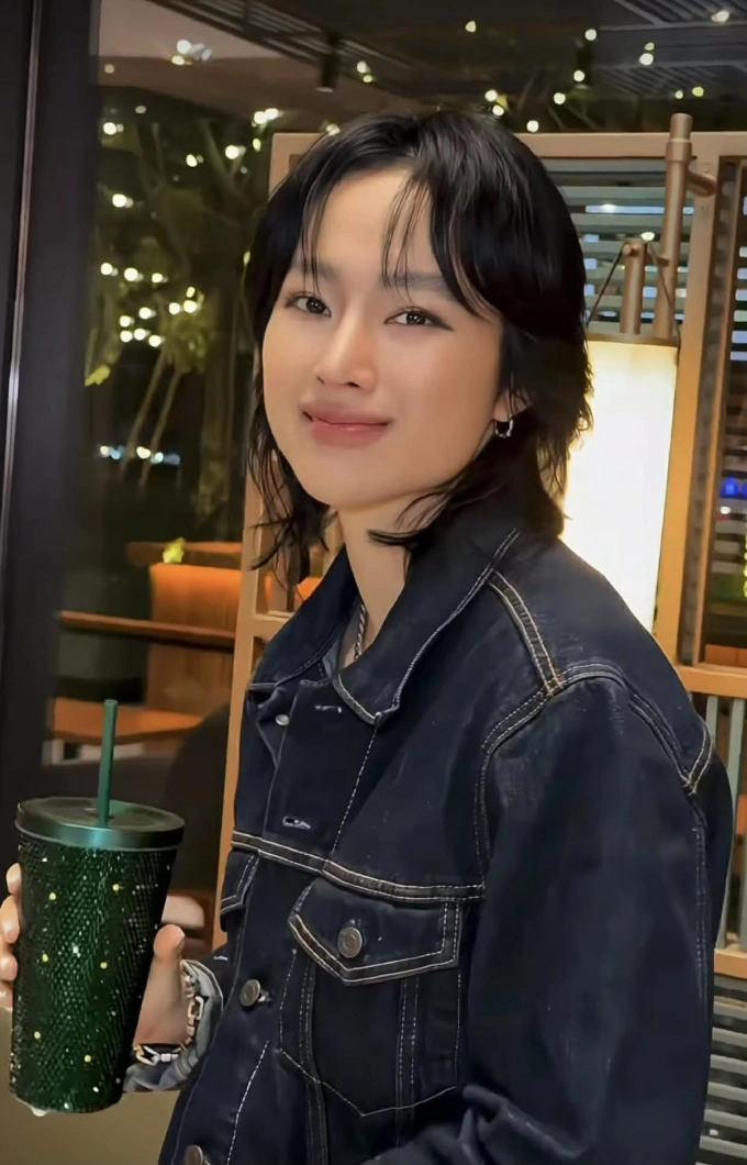 Angela phương trinh cắt tóc chó sói - 1