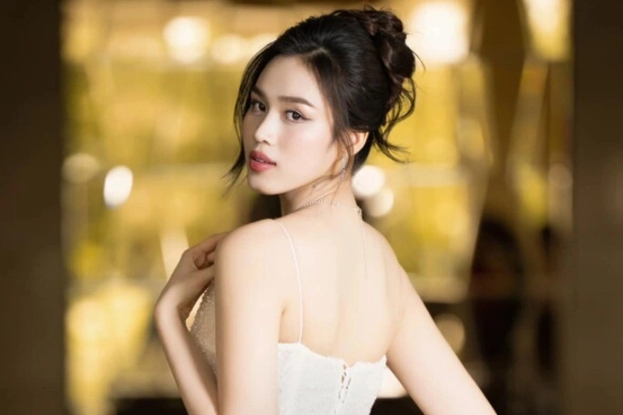 cháu dâu hụt của hoài linh từng lọt top 15 miss world là hoa hậu của các hoa hậu nay u45 đẹp căng tràn - 4