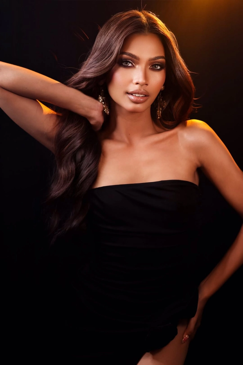 Cô gái gây sốc khi đăng quang 40 cuộc thi hoa hậu trong năm 2025 là ai - 4