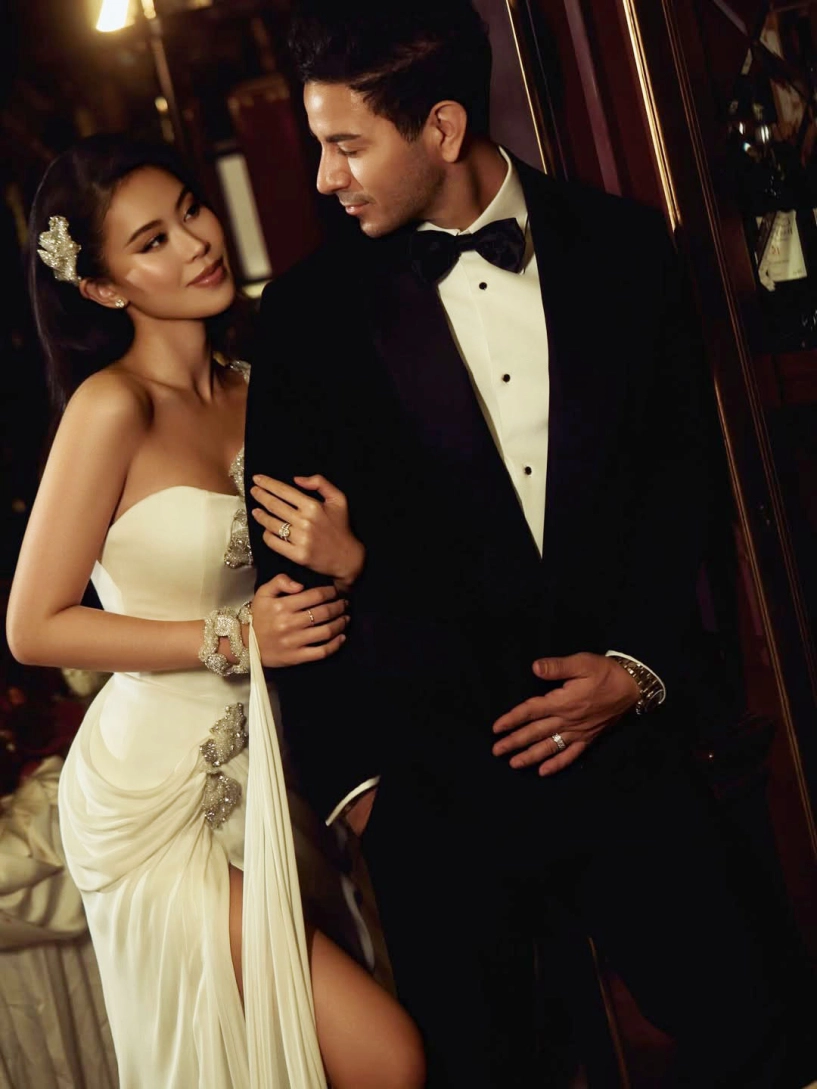 công chúa hàng hiệu tiên nguyễn khoe đường cong bên chồng - 1