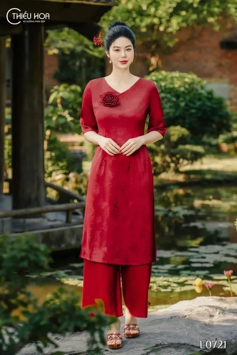 Đầu năm mặc gì để thu hút tài lộc bí quyết từ thiều hoa cho chị em u50 - 2